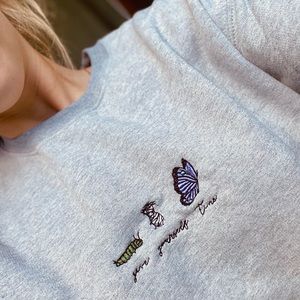 Cute sweatshirt!